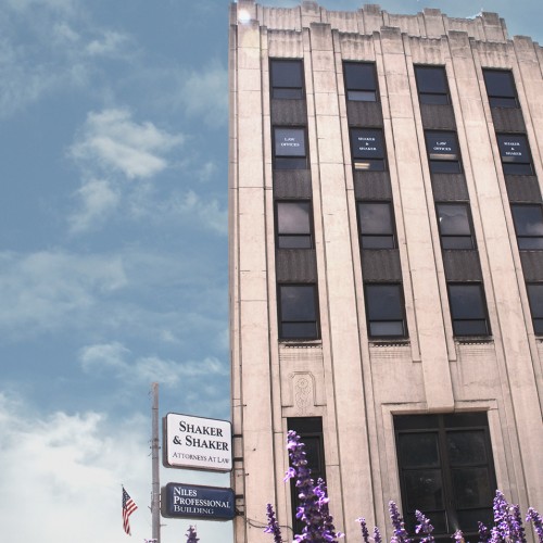 legal gavel and courtroom imagery representing personal injury legal services at Shaker Law Offices